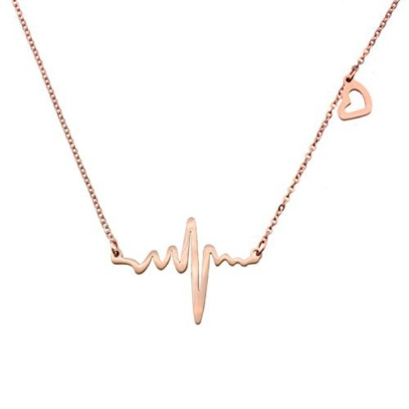 Jewelry - ❤️4 for $20 Sale❤️ Heartbeat Necklace